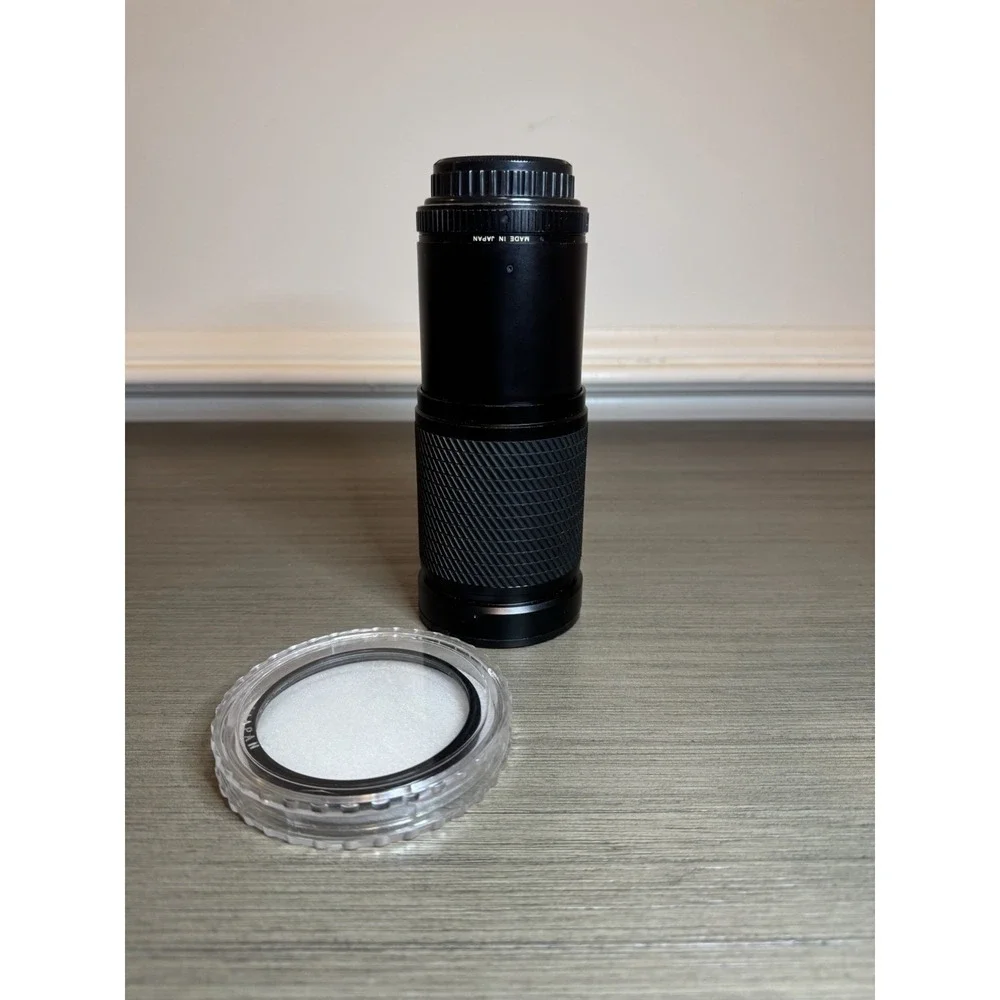 Vintage Tokina SZ-X 28-200mm Manual Focus Zoom Lens Black + 72mm UV Filter